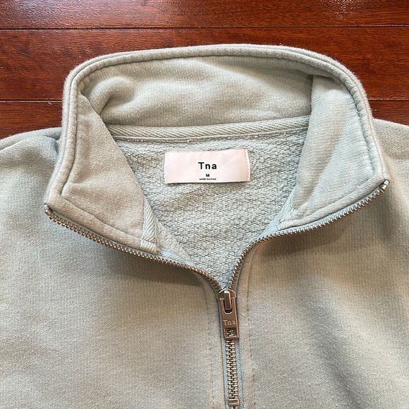 TNA cropped quarter zip - Picture 3 of 4